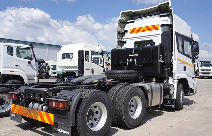 New Shacman X3000 Tractor Truck