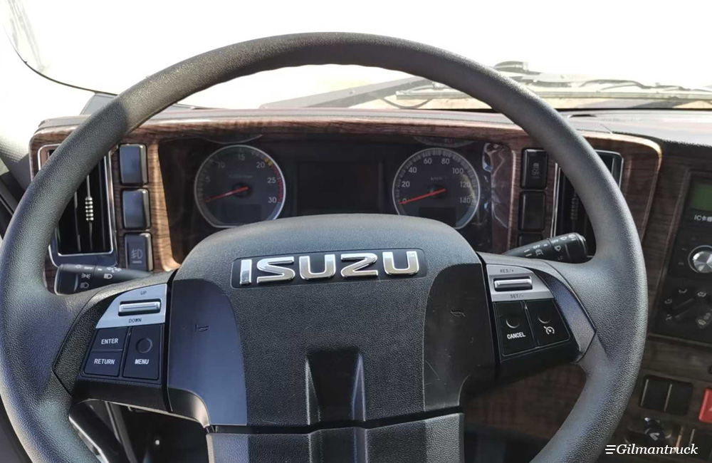 ISUZU Giga 520hp Tractor Head