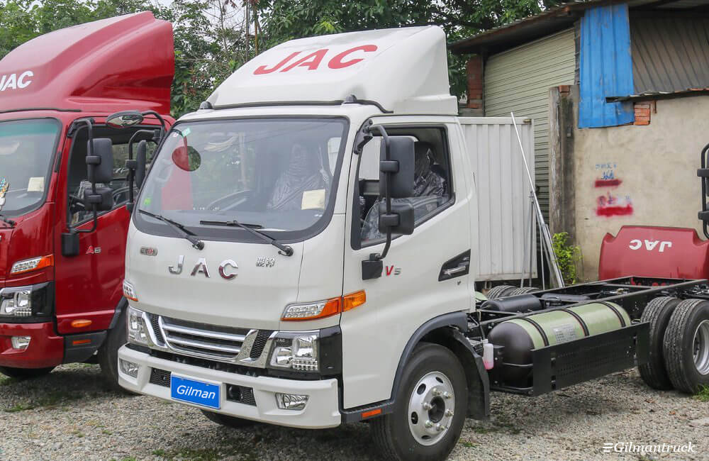 JAC v5 3.0L 129hp CNG single-row light truck with side panels