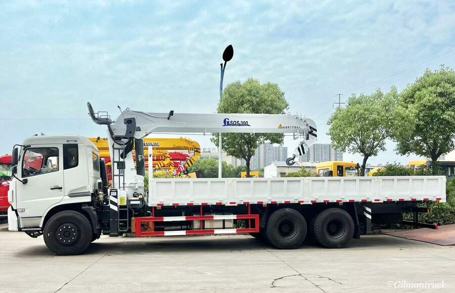 Dongfeng crane truck 14ton Truck-mounted crane Articulated robot arm