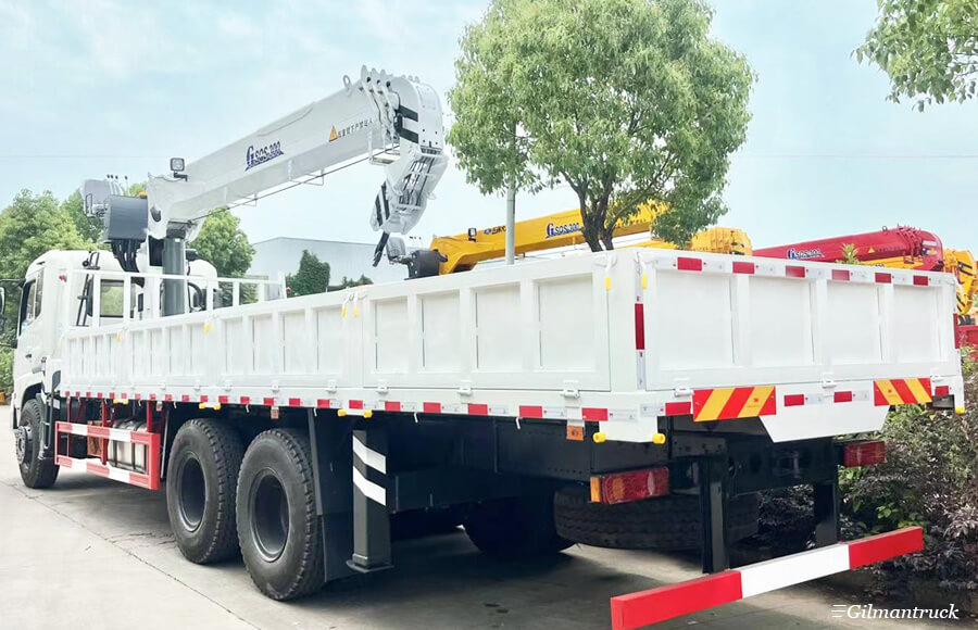 Dongfeng crane truck 14ton Truck-mounted crane Articulated robot arm