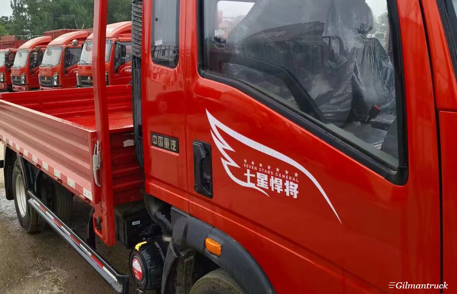 HOWO Hanjiang 5-tons 140HP 3.3-meter half-cabin flatbed light truck