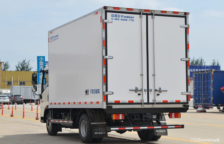 Howo refrigerated truck 5 tons 13ft 160hp 4x2