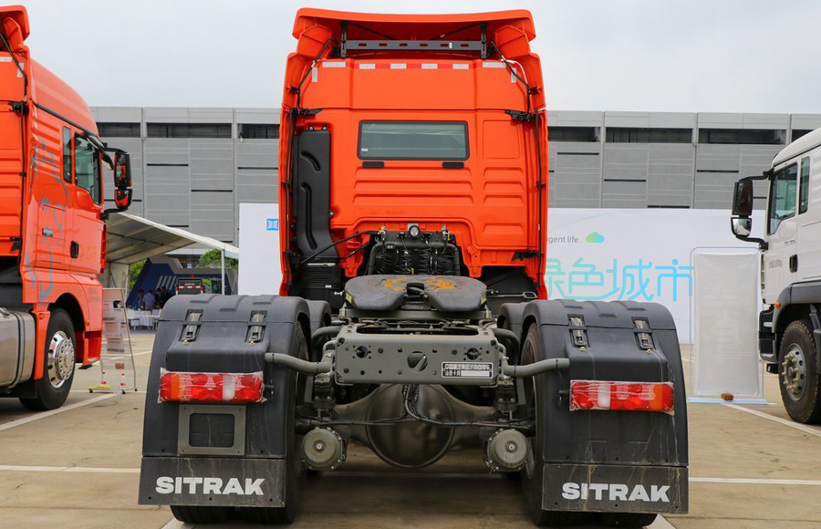 Sinotruk SITRAK G7 Tractor Head 6x4 480HP ZZ4256V324HE1B