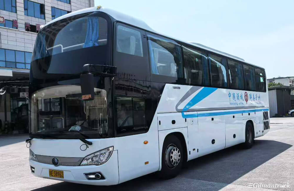 Yutong ZK6118 54-seat used double-door bus